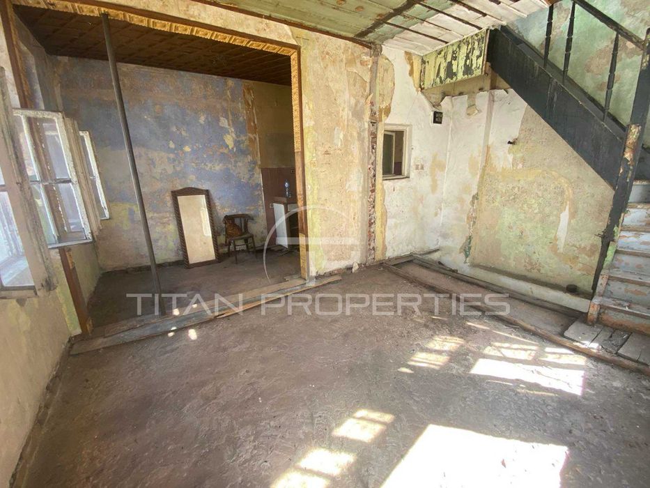 Продава се Къща в Пловдив, Център - 150 кв.м за 2200 €/кв.м - Снимка #5