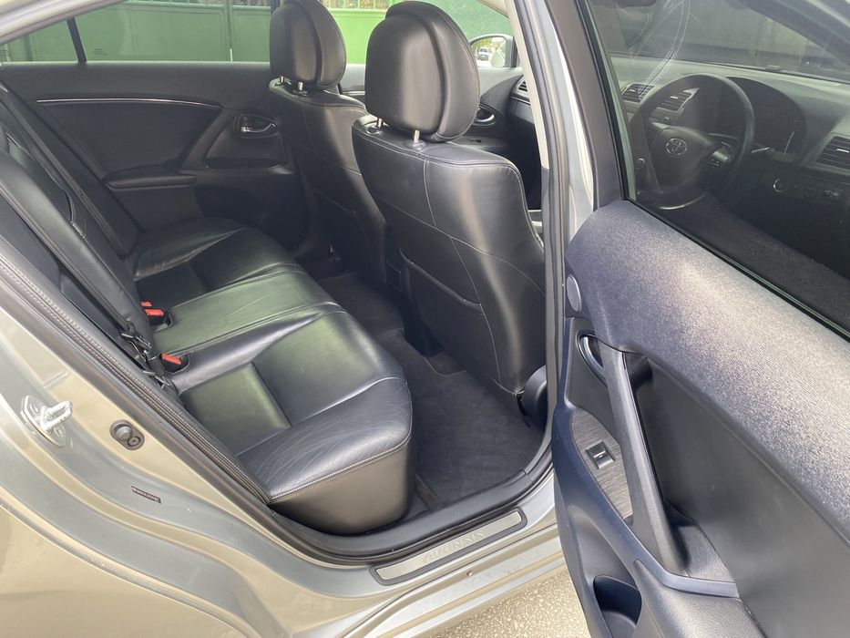Toyota Avensis Тойота Авенсис Т27 2011г 1.8 valvematic 147кс На части