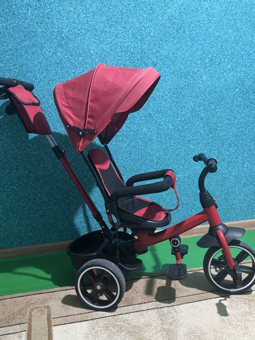 Велоколяска очень удобная, в отличном состоянии