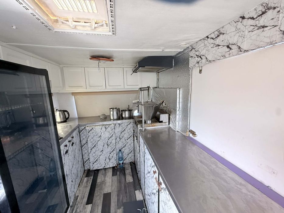 Food truck Rulota pentru evenimente rugi complet echipata