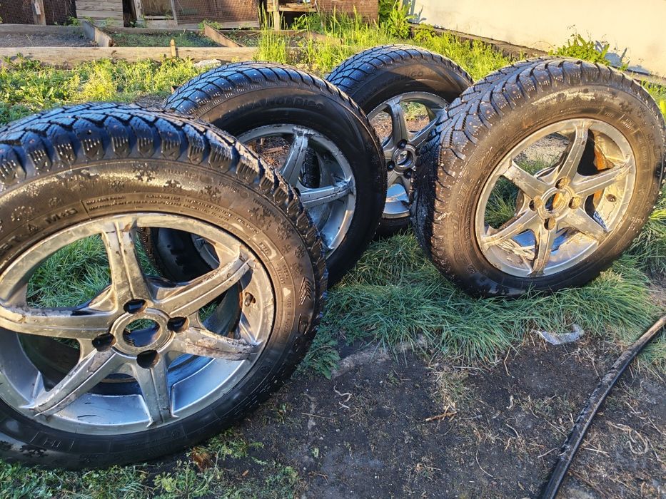 Шины с дисками в комплекте