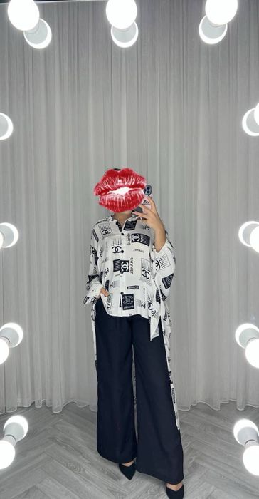 Женский Костюм .