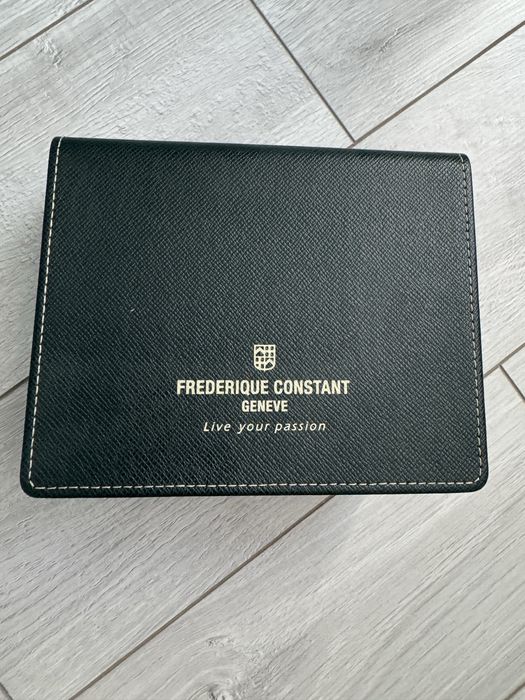 Frédérique Constant Classics (модель FC-225X5B4/5/6)
