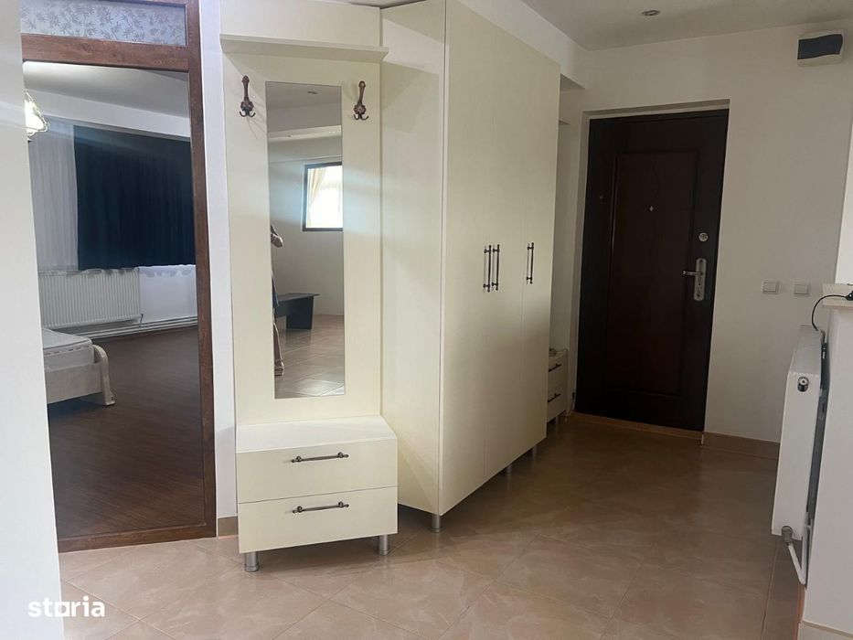 Inchiriere apartament 4 camere, de lux, modificat, Targoviste, micro 3