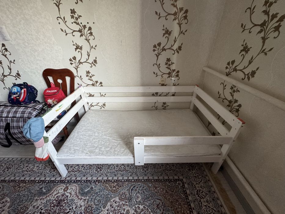 продам кроватку в хорошем состоянии