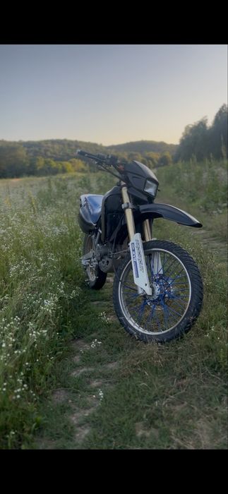 Vand enduro 125 in 4t sau schimb cu atv