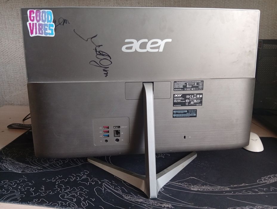 продам моноблок acer