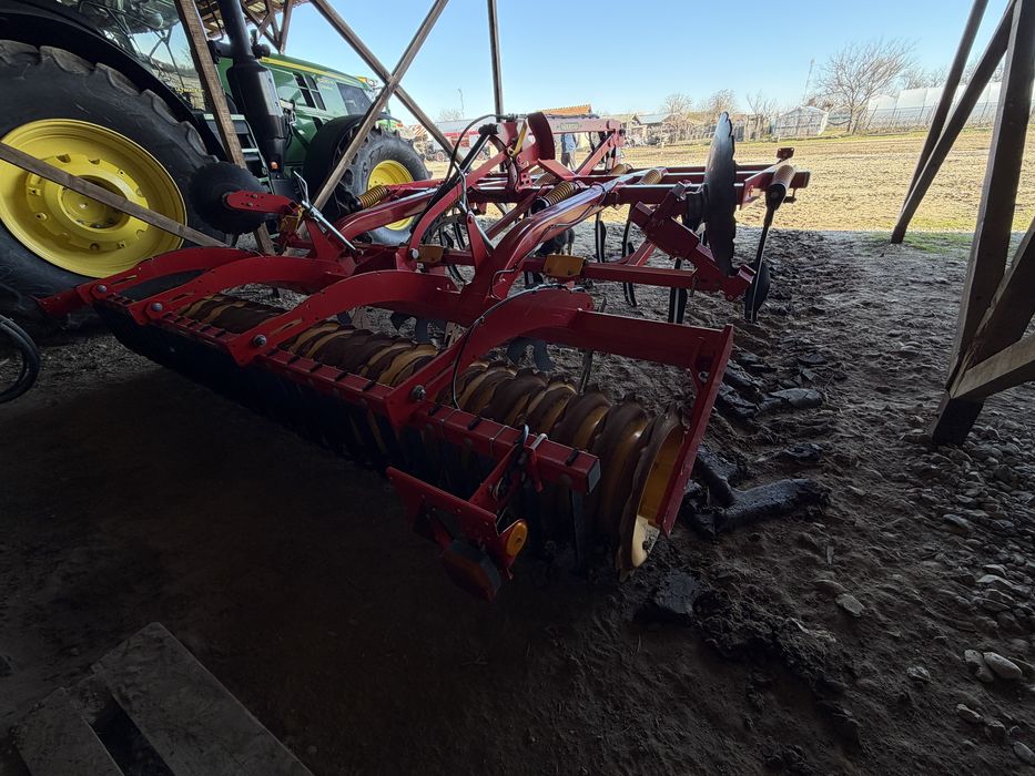 Dezmiristitor TOP Vaderstad Cultus 350, 2024