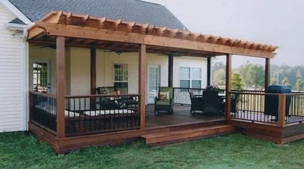 Vând foișoare din lemn