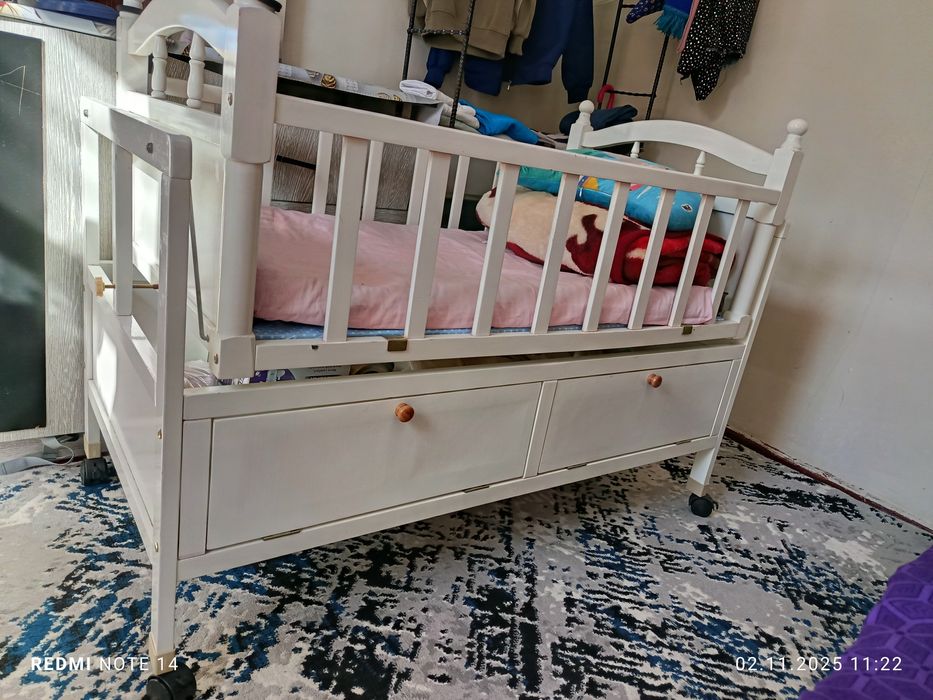 Кир машина, крават сотилади.