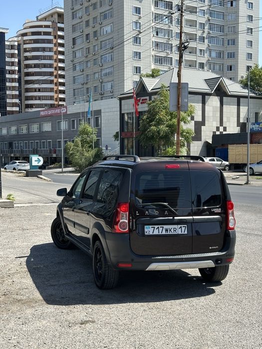 Лада ларгус 2020