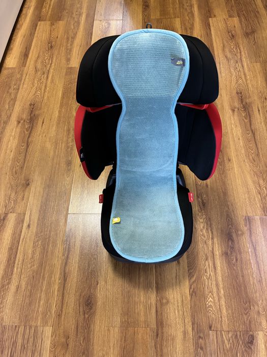 Scaun auto Peg Perego Viaggio + husa Aeromoov + umbrela Fulger McQueen