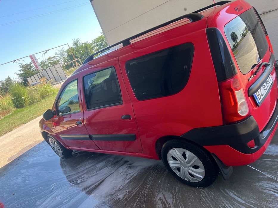 De vanzare dacia logan mcv 1.6 8 valve +gaz