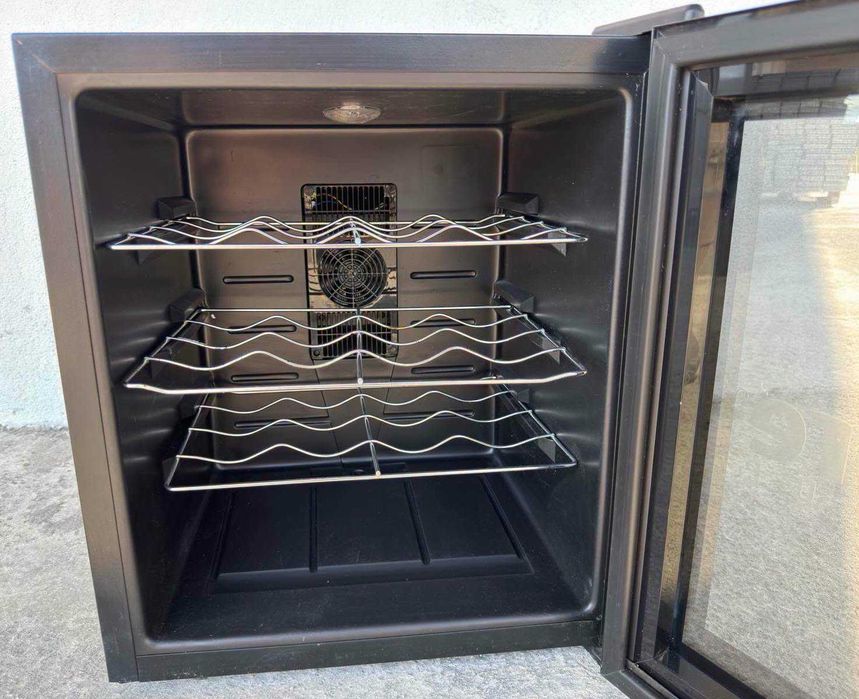 Охладител за вино - Scolmore 70W /46L