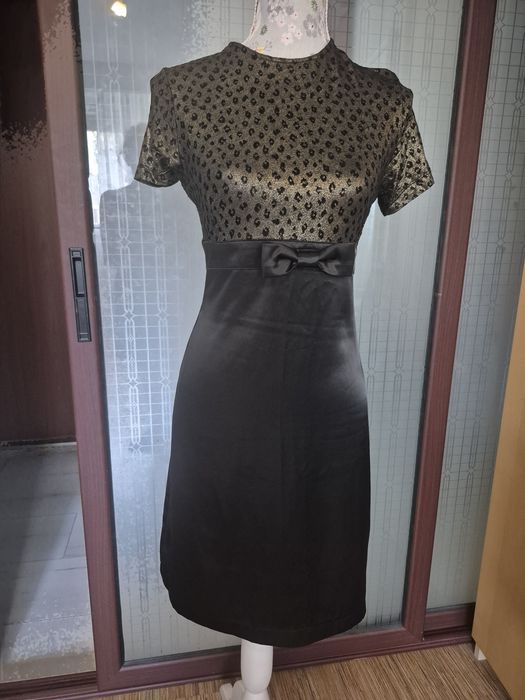 Rochie neagra eleganta cu imprimeu animalier si funda