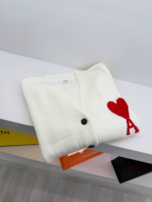 Жилетки Ами и др.