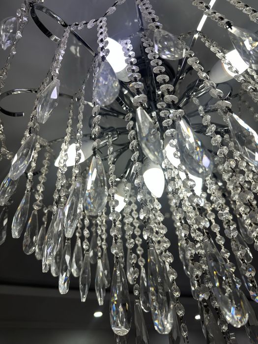 Люстра в гостинную