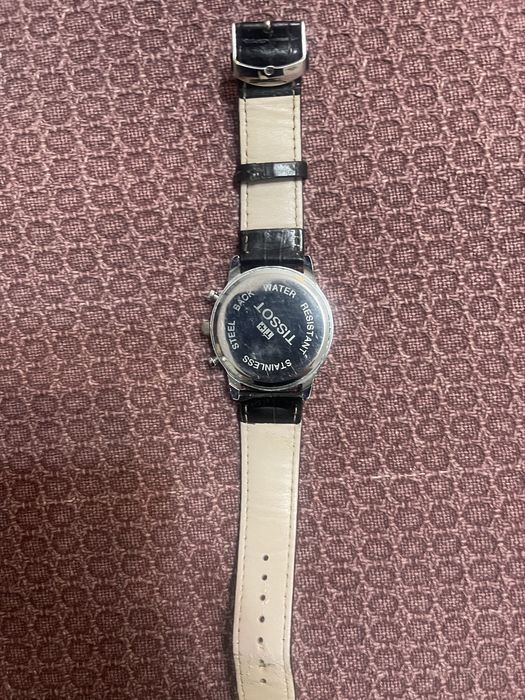 Часы кварцевые Tisson