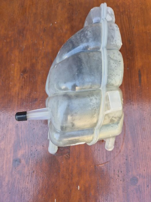 Vas expansiune cu capac ptr Ford mondeo mk5