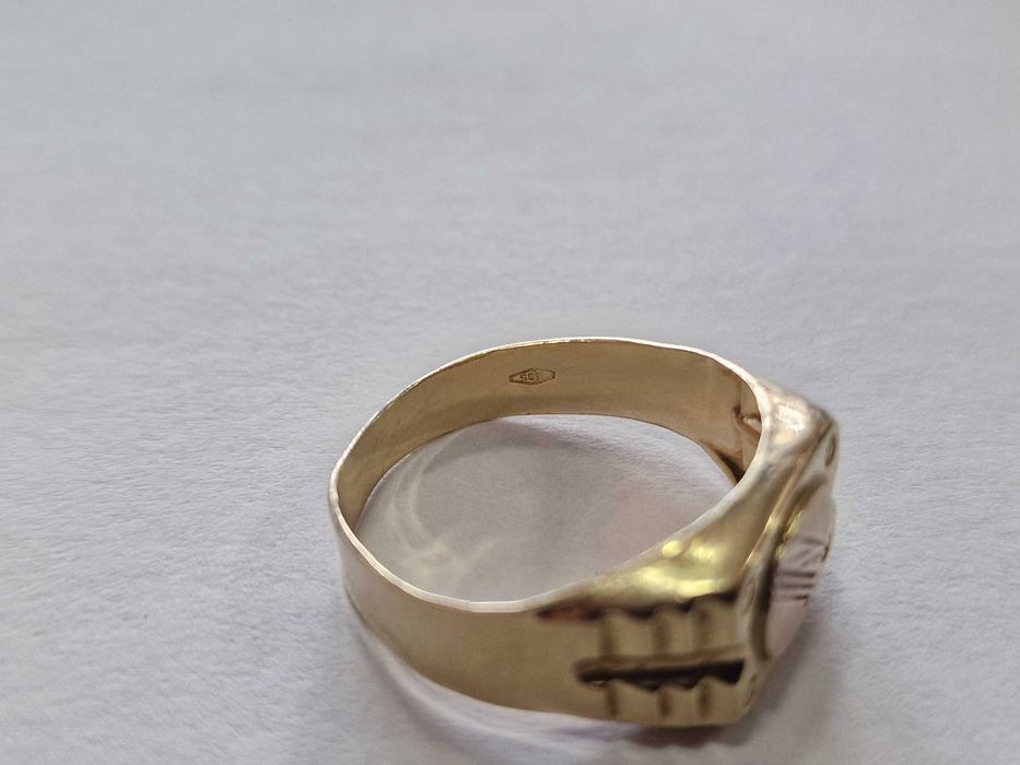 Златен пръстен 14К 585 / 3,45 гр.