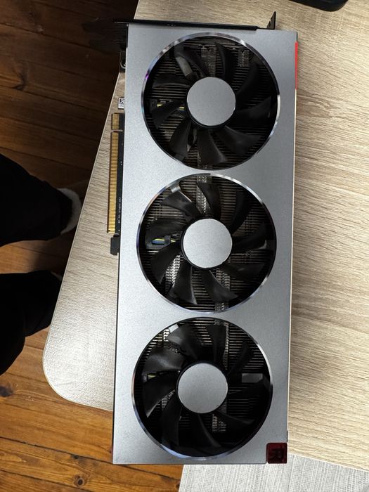 AMD Radeon VII, 16GB, HBM2