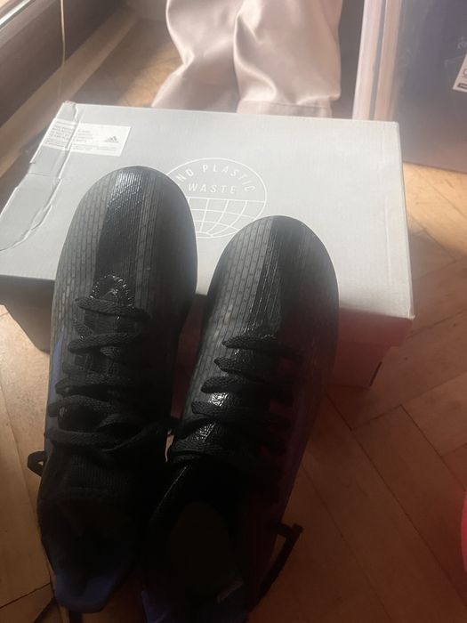 Футболни бутонки Adidas 39/40 номер