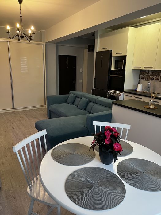 Apartament de inchiriat, 2 camere, zona Compozitori