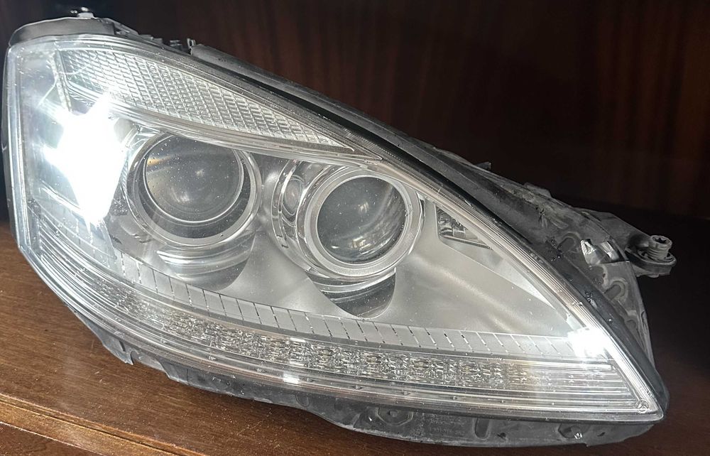 Фарове за Mercedes W221 facelift