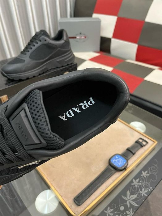 Кроссовки Prada Milano 43 размер