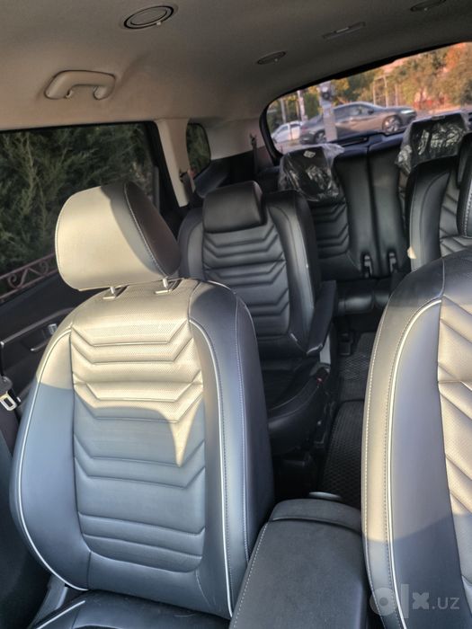 Kia Carens Full 3 qatorli