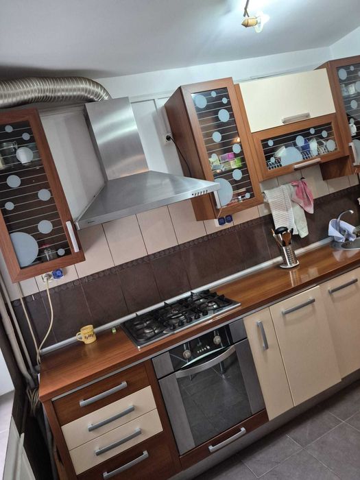 Apartament 4 camere Sebastian-Novaci