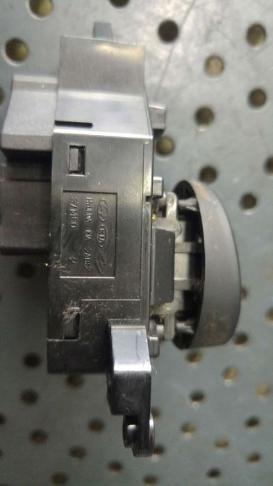 Buton reglaj oglinzi hyundai santa fe 2 cm 3714802