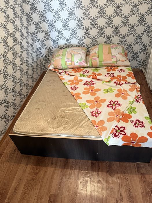 Продам 2х- спальную кровать