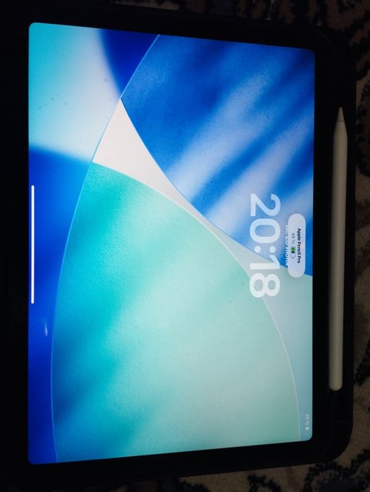 Ipad air m3 11inch 128 gb/Apple Pencil 11pro/magic keyboard