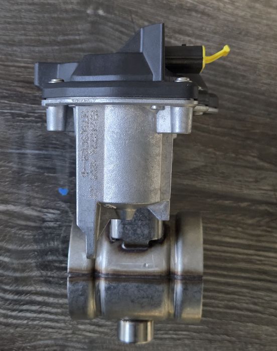 Clapeta Evacuare Renault 147B08010R mot 1.5 CDI Nissan Mercedes OFERTA