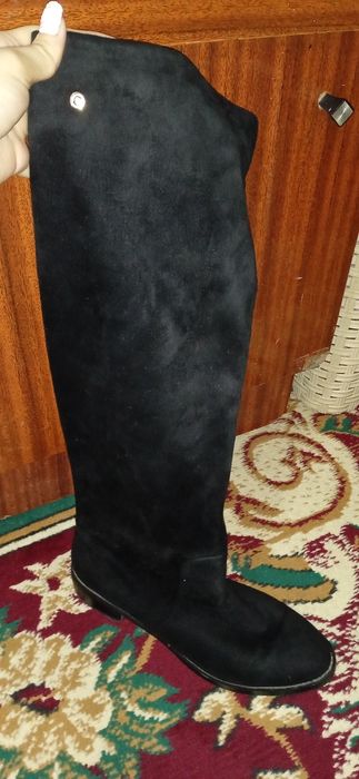 Продам сапоги почти новые.