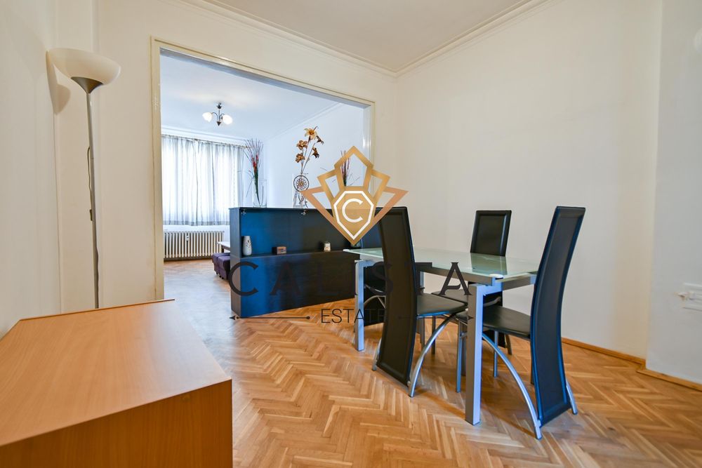 Дава се под наем Двустаен апартамент в София, Център - 78 кв.м за 649 € - Снимка #2