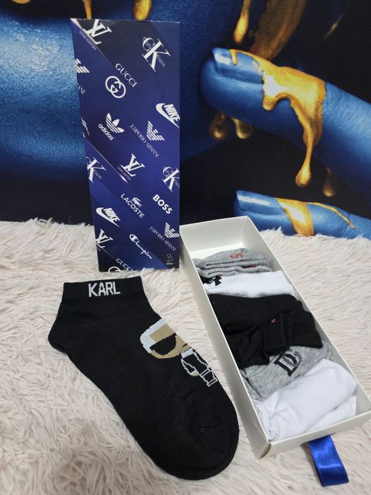 Set sosete la cutie calitate extra