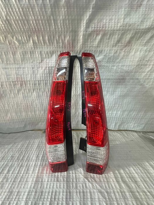 Задние фонари фонарь Honda CR-V RD7 рестайл оригинал из Японии.
