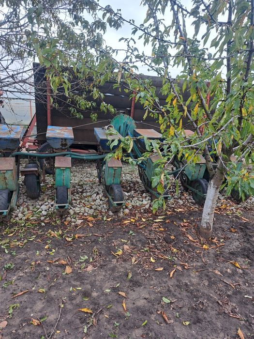 Vînd tractor u 650 si utilaje