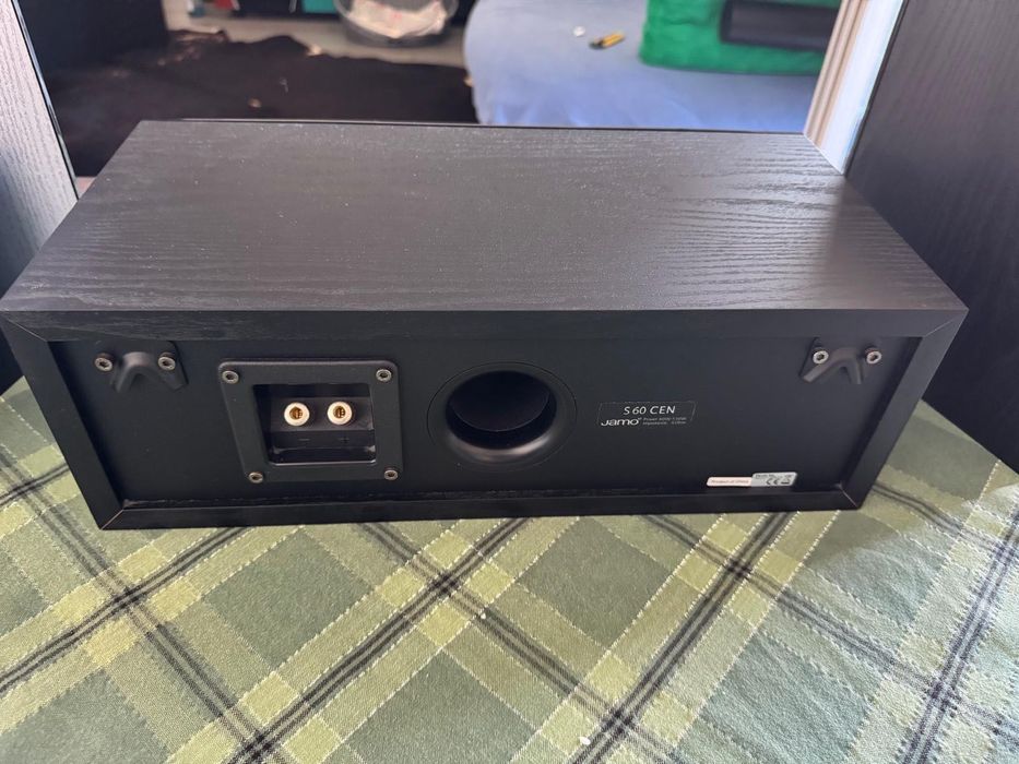 Jamo S606 5.1 speakers