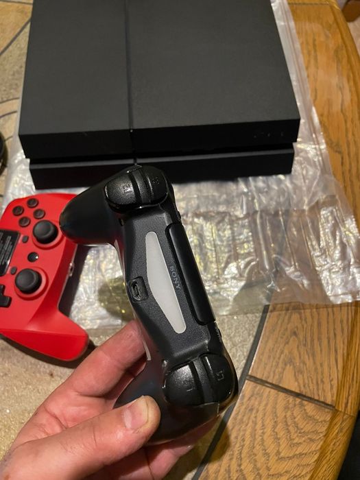 PlayStation 4 – 1 TB | Pachet Complet | Gata de Jucat