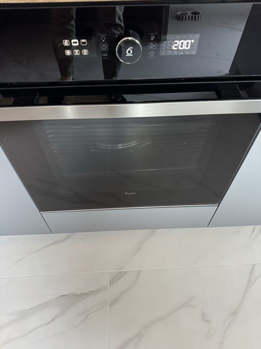 Cuptor incorporabil whirlpool