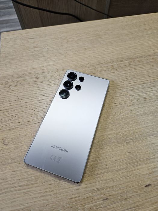 Vând sau Schimb Samsung 25 ultra 512GB