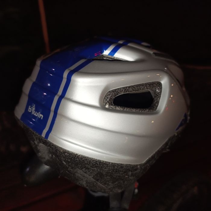 Casca bicicleta M aproape noua