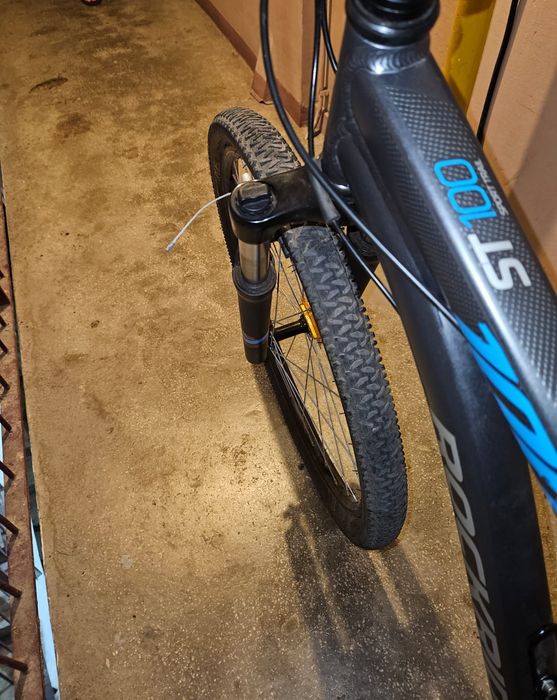 Vând bicicletă Rockrider ST100, roata 27.5