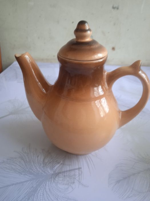 Продам керамический набор посуды