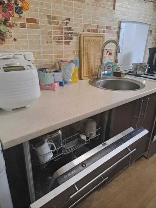 Дава се под наем Едностаен апартамент в София, Зона Б-18 - 42 кв.м за 397.8 € - Снимка #1