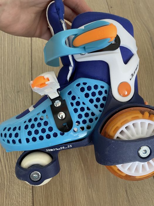 Роликовые коньки