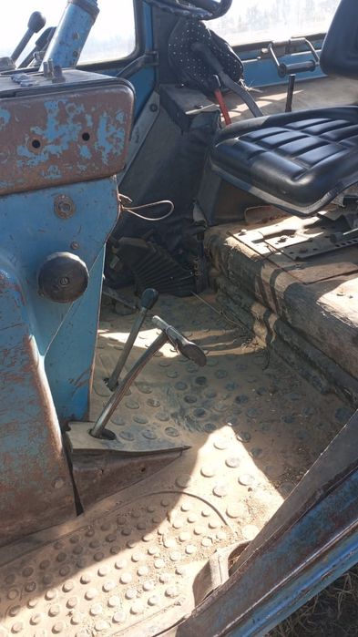 Продам МТЗ-82 трактор